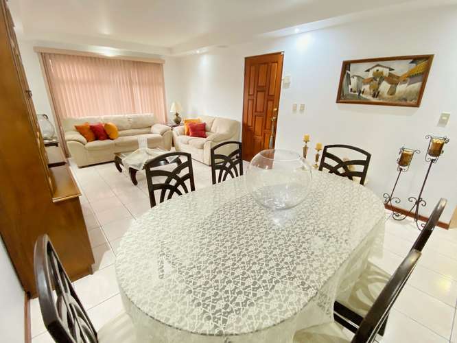 Casa de dos plantas para la venta en Tres Ríos, Cartago. - Imagen 2