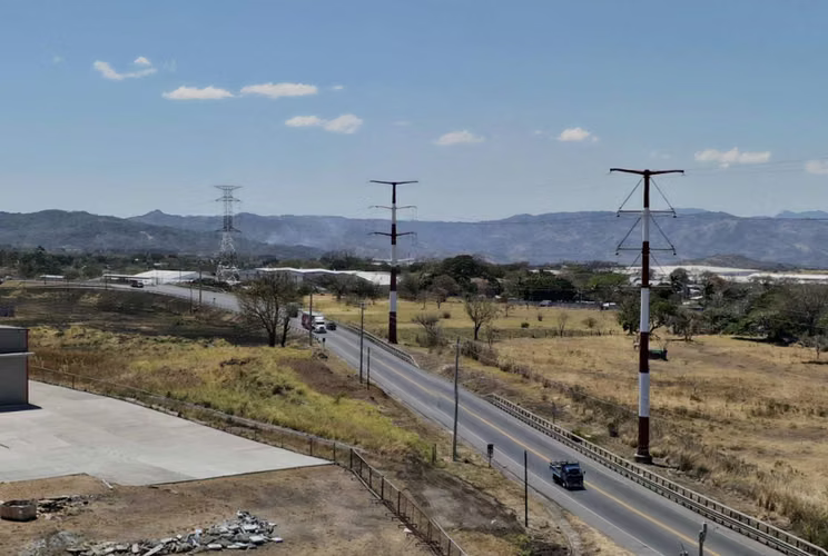 Terreno en Venta en Coyol, Alajuela - Imagen 2