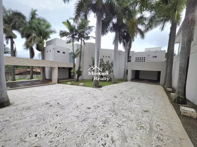 Venta de Casa de lujo,  Residencial Manantiales, Belen, Remate Bancario - Imagen 2