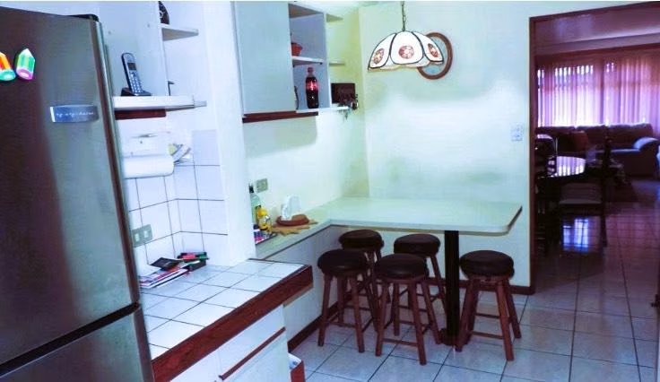 OPORTUNIDAD 2 PROPIEDADES! CASA + OFICINA