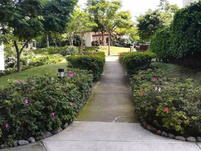 Venta de apartamentos en Barreal de Heredia - Imagen 17