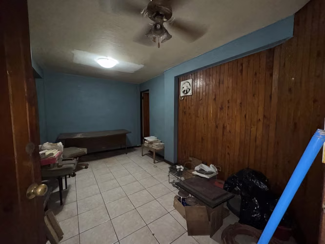 Se vende edificio de oficinas en Avenida 10, San José (AD)