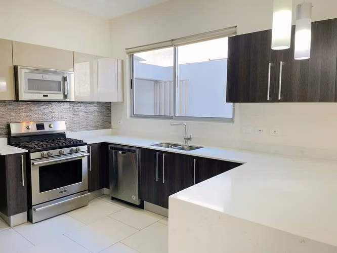 VENTA DE CASA DE UNA PLANTA EN CONDOMINIO EXCLUSIVO LINDORA - Imagen 5