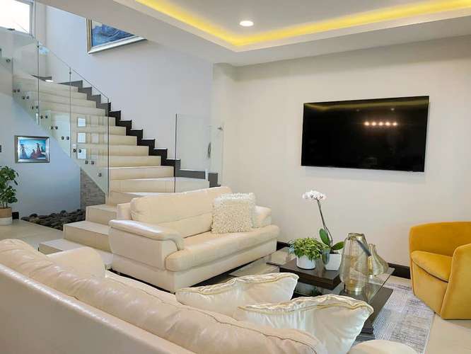 VENTA DE CASA EN CONDOMINIO SANTA ANA - Imagen 4