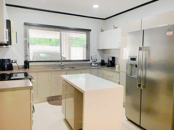 VENTA DE CASA EN CONDOMINIO SANTA ANA - Imagen 6