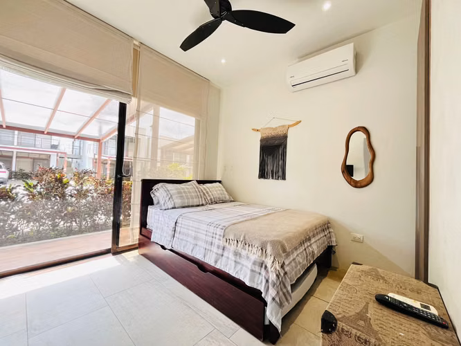 Hermoso apartamento en Playa Jaco a la venta. $205000 - Imagen 9