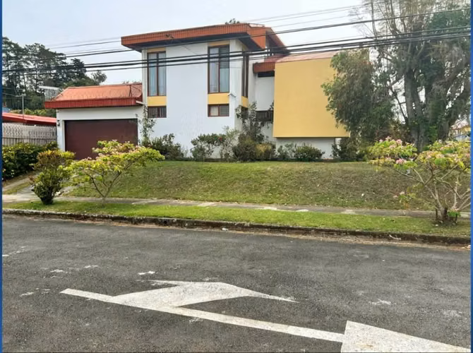 VENTA CASA LA GUARIA MORAVIA SAN JOSÉ