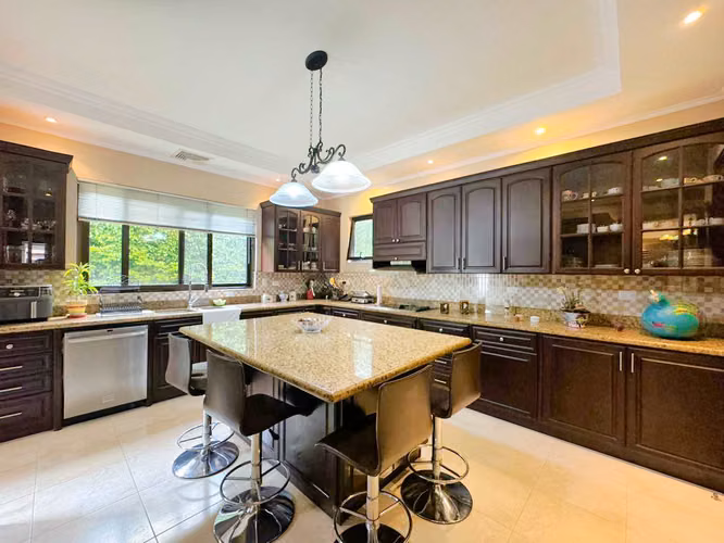 CASA EN ALQUILER Y VENTA EN SANTA ANA HACIENDA DEL SOL - Imagen 7