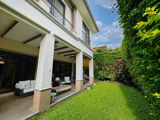 CASA EN ALQUILER Y VENTA EN SANTA ANA HACIENDA DEL SOL - Imagen 4