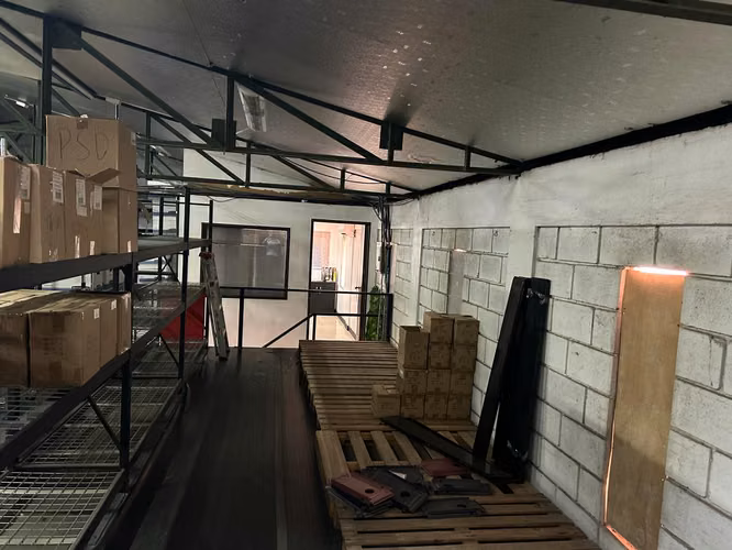 Venta de local comercial y bodegas en Santa Ana Centro - Imagen 9