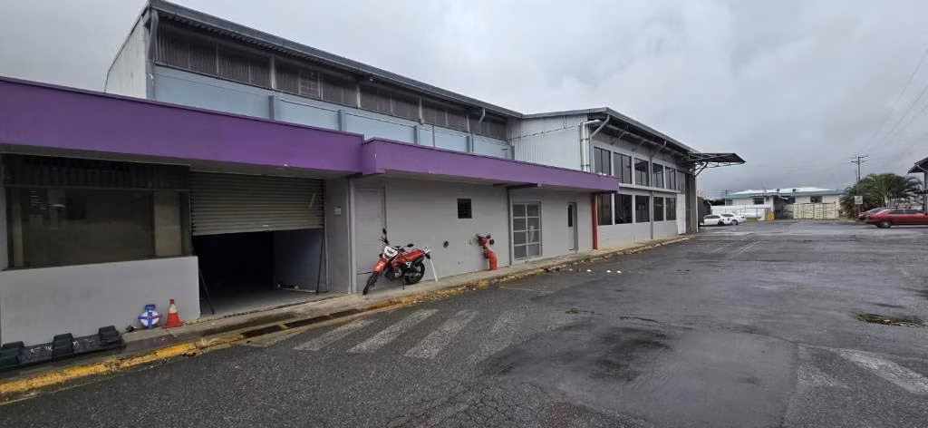 Bodega en alquiler en La Valencia, Heredia (Con Anden)