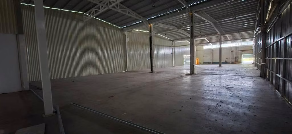 Bodega en alquiler en La Valencia, Heredia (Con Anden)