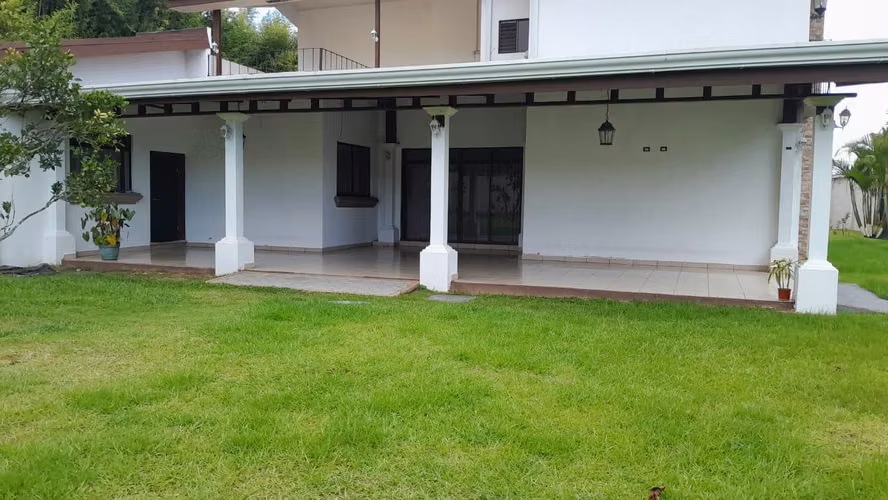 Propiedad en Venta de inversión en San Ramón de Tres Ríos (Inversión Restaurante) - Imagen 10