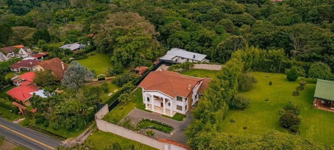 Propiedad en Venta de inversión en San Ramón de Tres Ríos (Inversión Restaurante) - Imagen 3