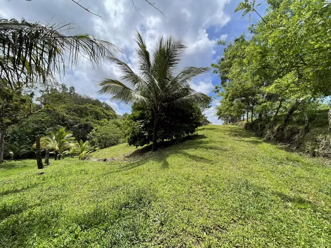 Venta de terreno en Nuevo Arenal con acceso al Lago y vista al Volcán