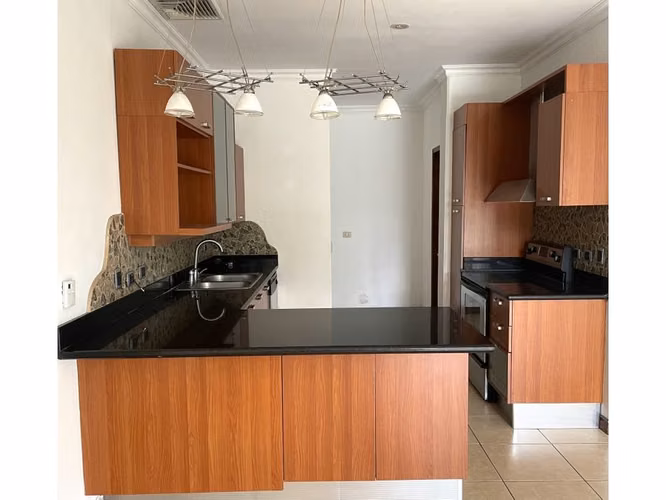 VENDO Apartamento, Condominio Riverside, San Miguel de Escazú - Imagen 8