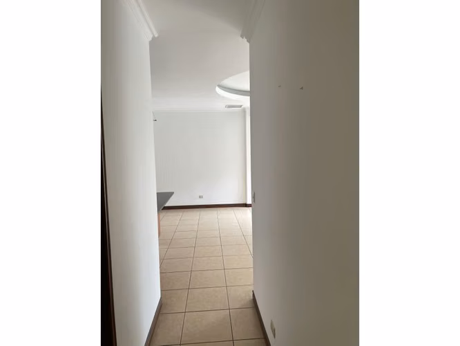 VENDO Apartamento, Condominio Riverside, San Miguel de Escazú - Imagen 13