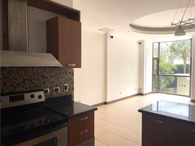 VENDO Apartamento, Condominio Riverside, San Miguel de Escazú - Imagen 11