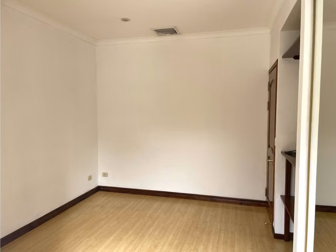 VENDO Apartamento, Condominio Riverside, San Miguel de Escazú - Imagen 15