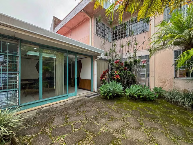 Venta de propiedad para oficinas en Barrio Francisco Peralta - Imagen 12