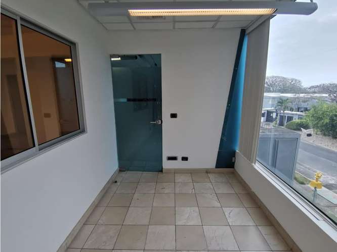 Alquiler de oficina B2 Rio Oro, Santa Ana - Imagen 10