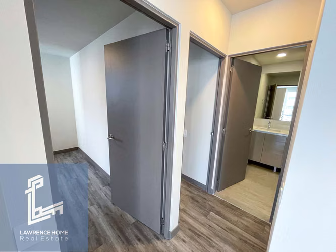 OPORTUNIDAD APARTAMENTO GRANDE Y LUJOSO DE 3 HABITACIONES TORRE EN ROHRMOSER