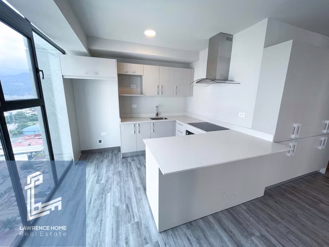 OPORTUNIDAD APARTAMENTO GRANDE Y LUJOSO DE 3 HABITACIONES TORRE EN ROHRMOSER
