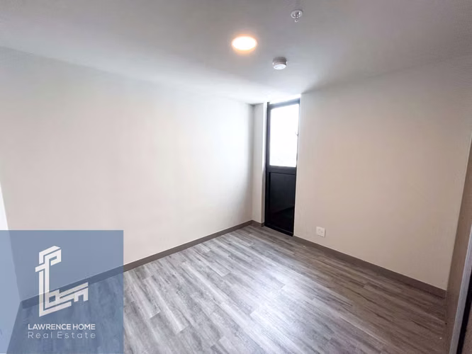 OPORTUNIDAD APARTAMENTO GRANDE Y LUJOSO DE 3 HABITACIONES TORRE EN ROHRMOSER