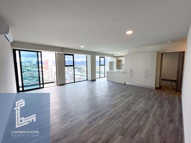 LARGE LUXURIOUS 3 BD APARTMENT ON A HIGH FLOOR FOR SALE IN ROHRMOSER