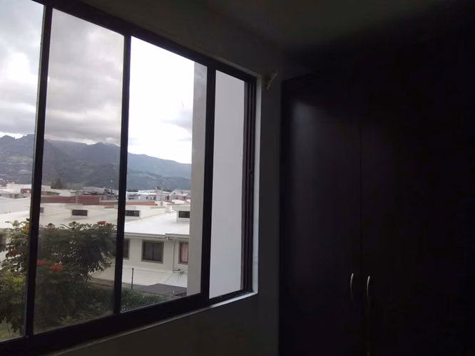 ¡Venta de Moderno y Acogedor Apartamento en Hatillo, cerca de San José!