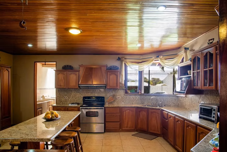 Casa en venta en San Ramón centro - Imagen 5