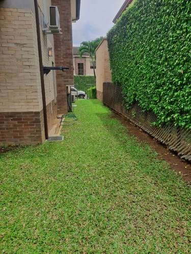 VENTA DE CASA EN CONDOMINIO - PUERTA DE HIERRO - Imagen 6