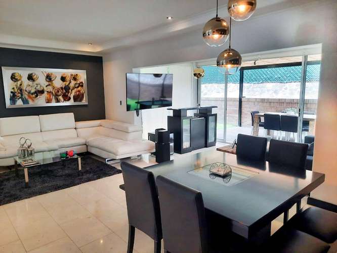 VENTA DE CASA EN CONDOMINIO - PUERTA DE HIERRO - Imagen 2