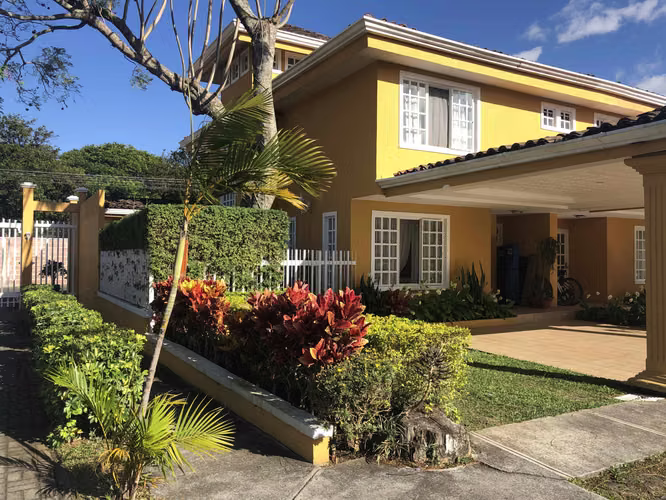 Exclusivo Condominio tranquilidad y paz - Imagen 9