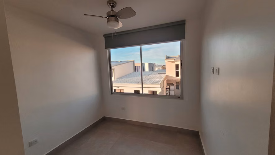 Casa Como Nueva - Alquilar - Condominio Hacienda el Coyol - Imagen 11
