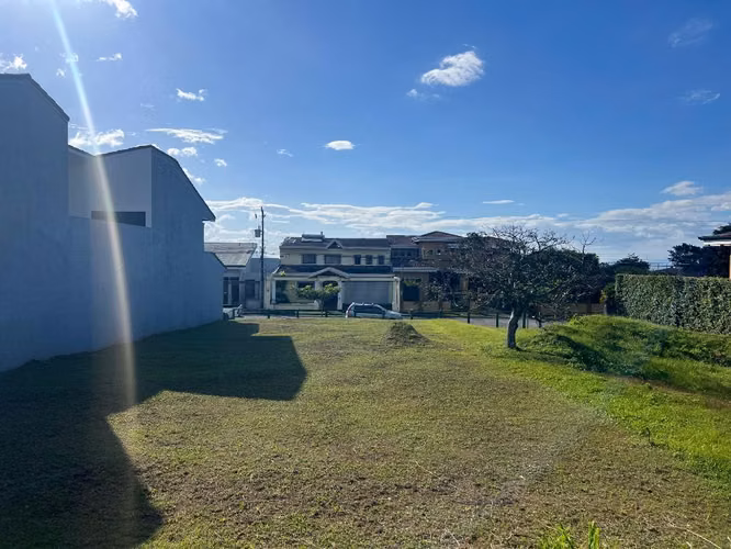 Exclusivo Lote Residencial Tranquilidad y Paz - Imagen 4