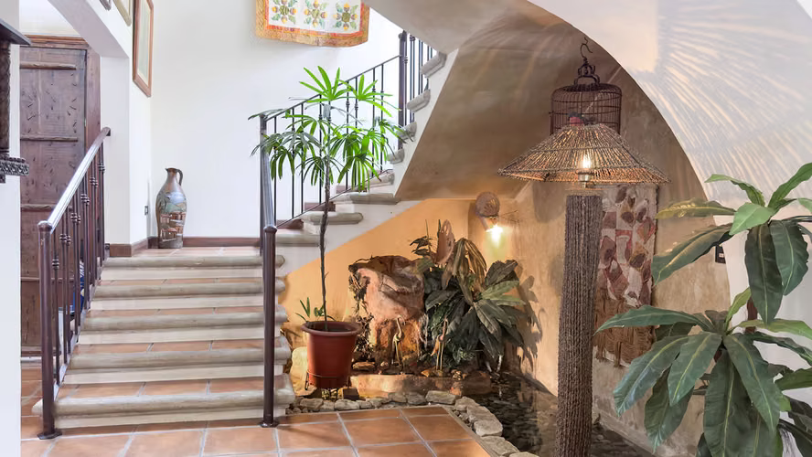 Se vende espectacular Casa tipo toscana, Piedades, Santa Ana (FE). - Imagen 4