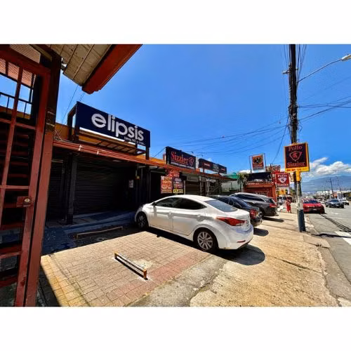 VENTA DE EDIFICIO CON SEIS LOCALES COMERCIALES Y UN APARTAMENTO, HEREDIA CENTRO - Imagen 3