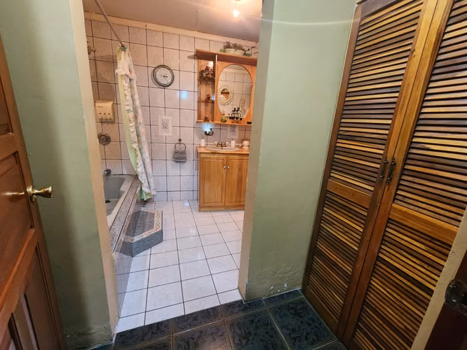 Casa en venta en Grecia, confortable y elegante