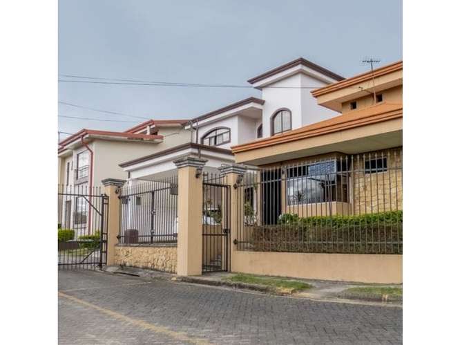 VENTA DE CASA, CARTAGO, OREAMUNO, CONDOMINIO VEREDAS DEL IRAZU - Imagen 2