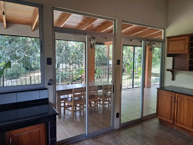 Venta de propiedad de 2 hectáreas con 2 casas - Imagen 19