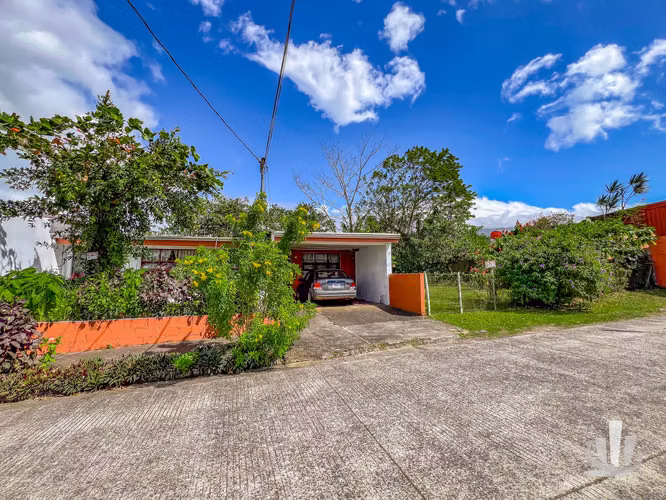 Casa en venta Ciudad Quesada centro