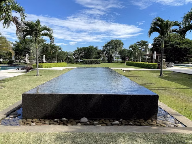 Venta Lote Esquinero, Plano, 1640 m2, Condominio Santa Ana 14137