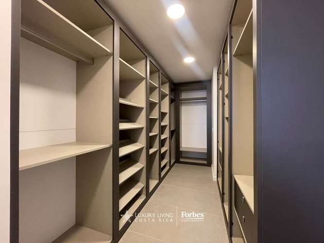 20790 - Apartamento de 3 habitaciones moderno con terraza en Escazu - Imagen 11
