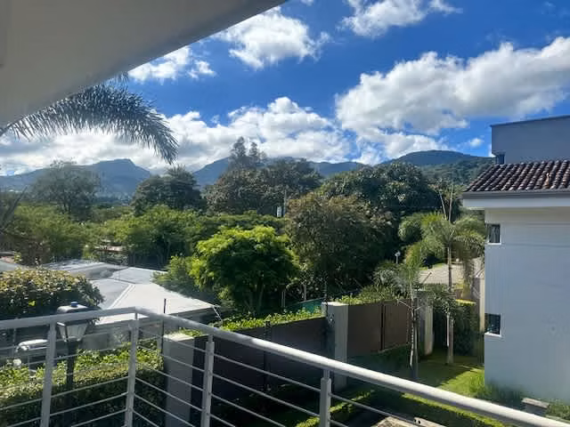 Escazú Jaboncillo, casa moderna, con lindas vistas. Para alquiler o venta - Imagen 15