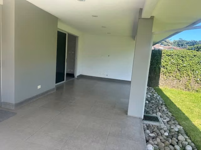 Escazú Jaboncillo, casa moderna, con lindas vistas. Para alquiler o venta - Imagen 5