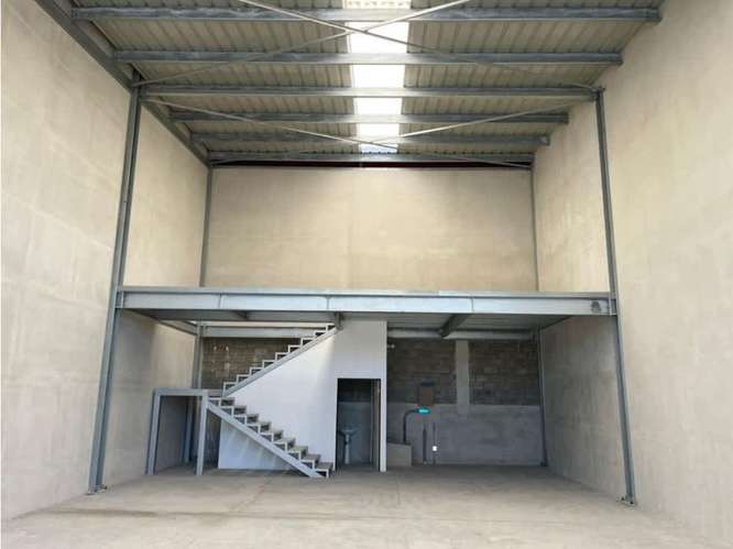 Alquiler de locales comerciales en Coyol. - Imagen 2