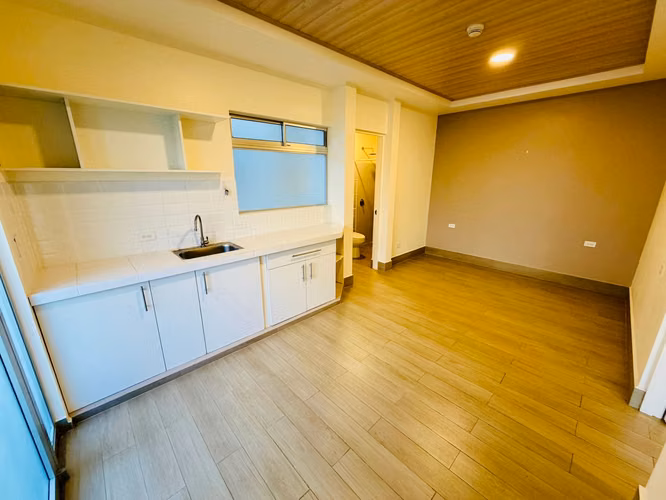 TOKYO APARTA ESTUDIOS / MARIA AUXILIADORA