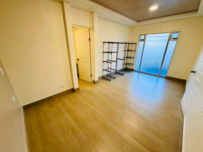 TOKYO APARTA ESTUDIOS / MARIA AUXILIADORA