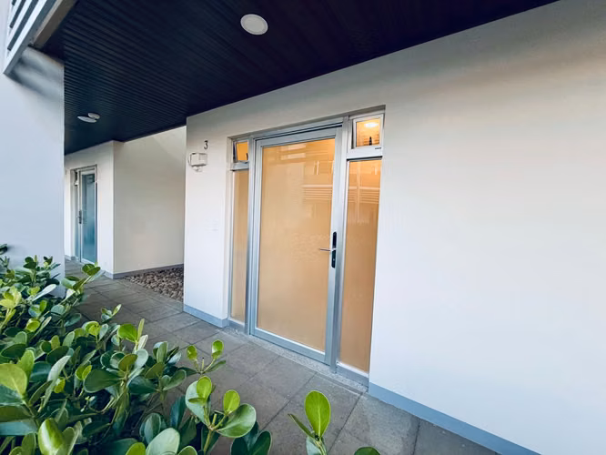 TOKYO APARTA ESTUDIOS / MARIA AUXILIADORA